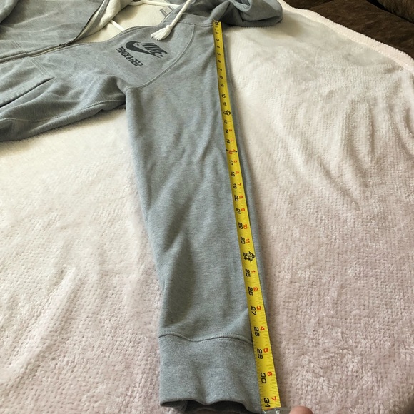 NIKE retro athletic track & field sweater - Picture 5 of 5